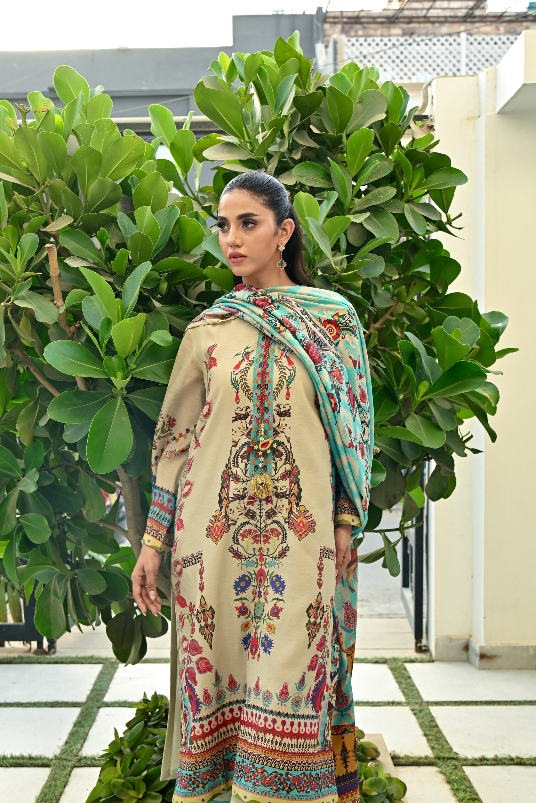 Verdant Sand Kurta Set With Dupatta