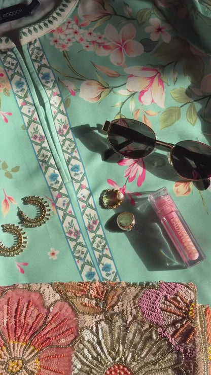 Aeris Kurta Set